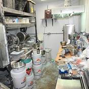 Inside the clandestine laboratory discovered and dismantled in Drummondville.