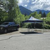 Photo of a road check at the start of the Lost Creek Forest Service Road