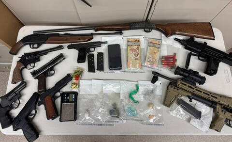 Seized objects - objets saisis