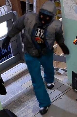 Iqaluit RCMP seeking to identify suspect in Break and Enter ...