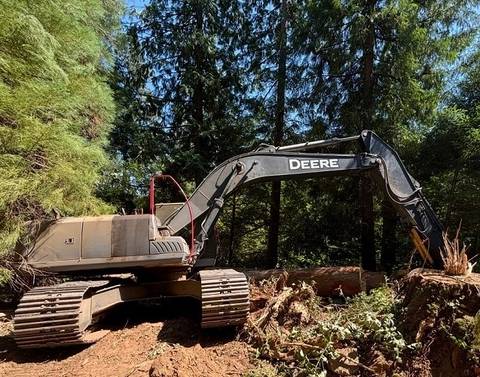 Photo of recovered excavator