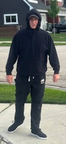 Suspect sought in catalytic converter theft in St. Albert, Alberta
